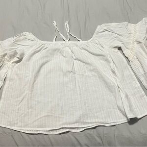 Vintage Chic White Off-Shoulder Women's Top